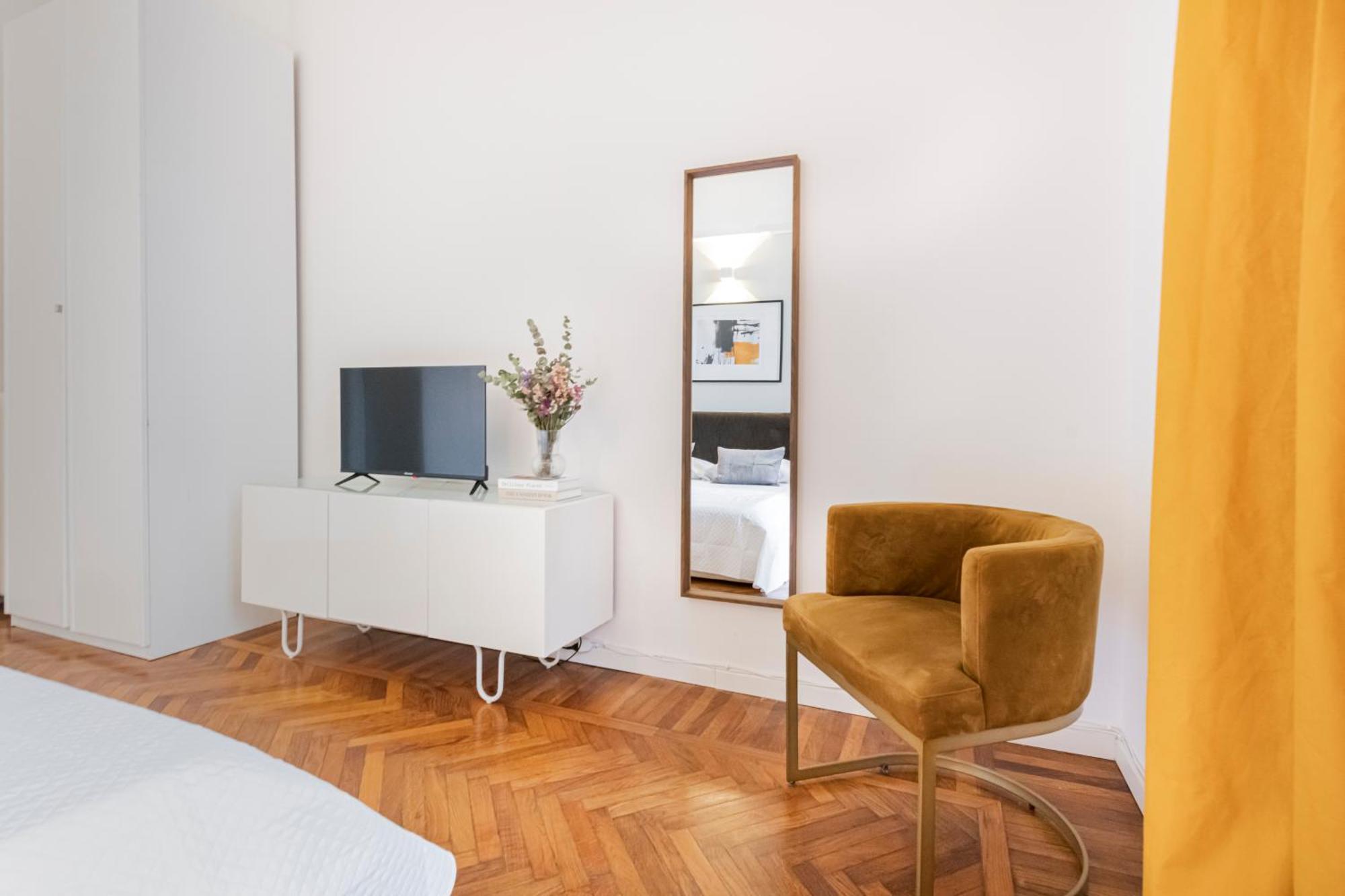 Spacious In Design District By Easylife Apartment Milan